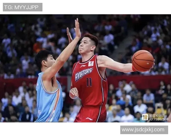 上海篮球队灵活性创新高引发关注助力球队崛起与发展