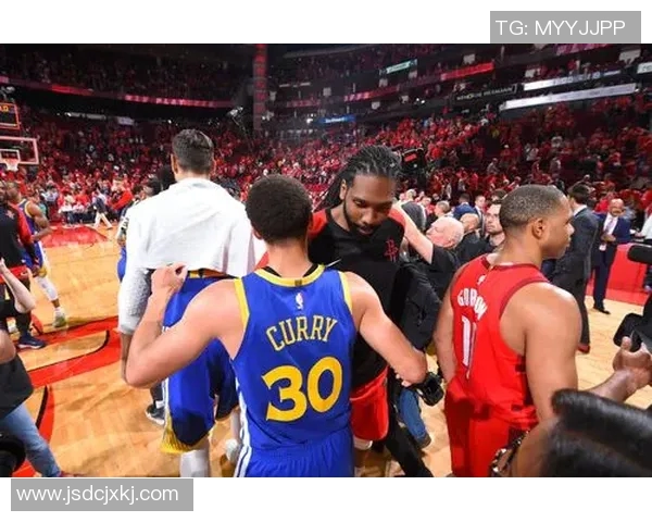 2019年NBA赛季猛龙队与爵士队精彩对决回顾与分析