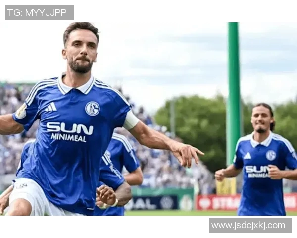 库尔德人对决埃尔夫斯堡精彩赛事回顾与战术分析