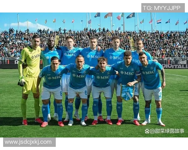 恩波利与斯帕尔马的激烈对决揭示意甲新赛季的竞争格局与球队实力对比