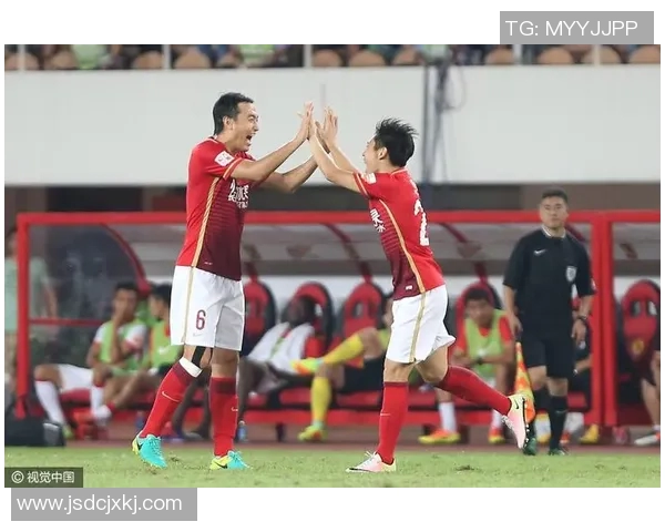 恒大与辽足精彩对决视频回顾赛场瞬间与战术分析一网打尽