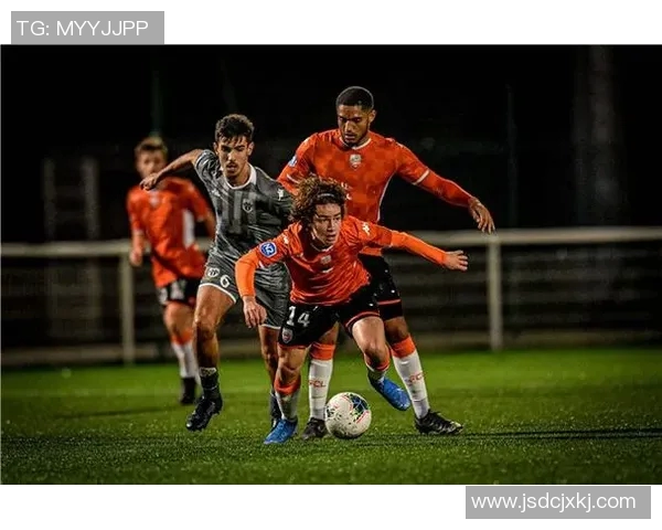 卡昂与朗斯精彩对决直播全程回顾及赛后分析