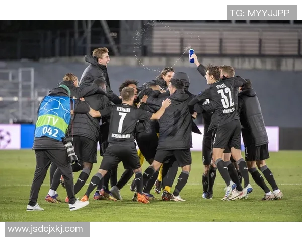 泽尼特与拜仁激战正酣谁能在欧冠赛场上笑到最后