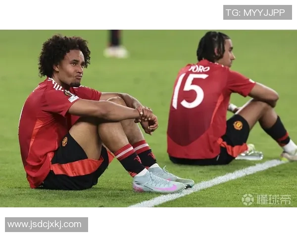 曼联迎战瓦勒伦加展现英超豪门风采的热身赛盛况